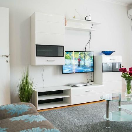 Apartment Kata ชิเบนิก ภายนอก รูปภาพ