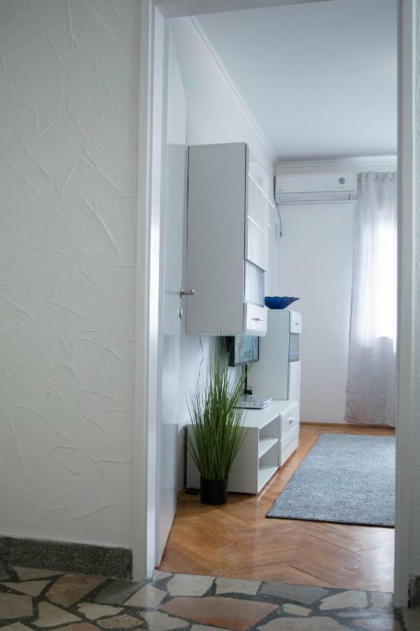 Apartment Kata ชิเบนิก ภายนอก รูปภาพ